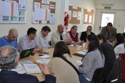 Se abrieron los sobres de la licitaci�n para iniciar la pavimentaci�n en Chacra XI 