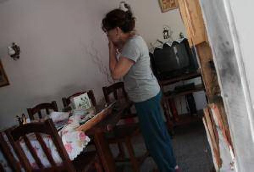 En pleno d�a y cerca de una comisar�a, roban en una casa
