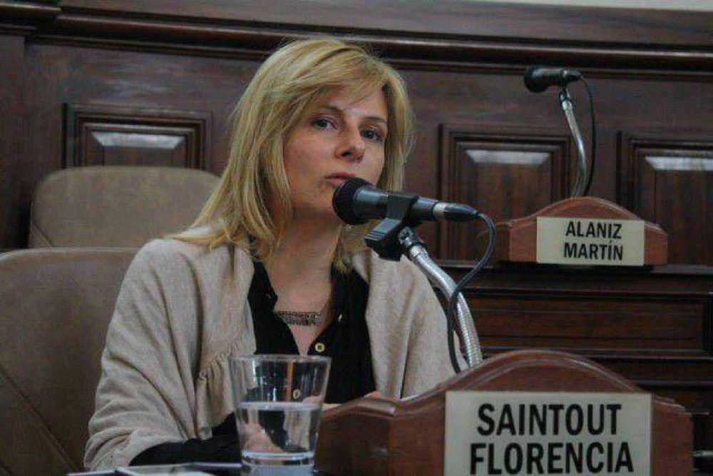 Saintout impulsa la creaci�n de ocho centros de atenci�n primaria en salud mental 
