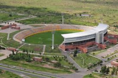El presidente de la Liga Sanluise�a confirm� que Estudiantes � Juventud se jugar� el domingo a las 12 en La Punta
