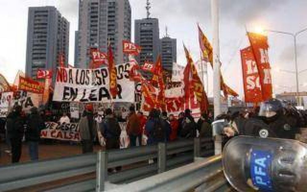 Conflicto de Lear: Trabajadores y organizaciones pol�ticas vuelven a protestar en Panamericana