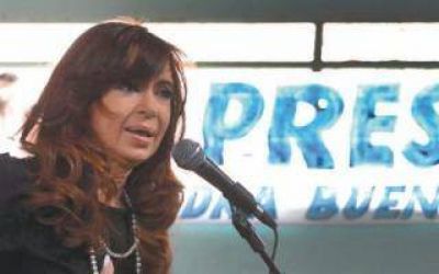 Cristina encabeza acto en Ezeiza para inaugurar empresa de George Soros