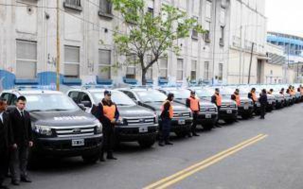 Avellaneda: Entregaron 30 patrulleros para el Comando de Prevencin Comunitaria