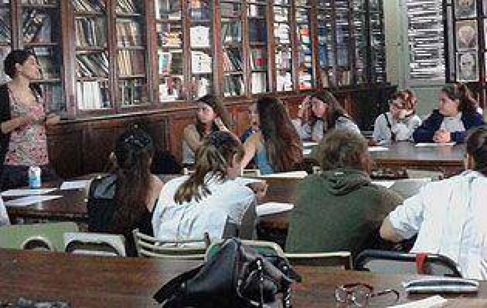 J�venes delinean proyectos en el Concejo Deliberante Estudiantil
