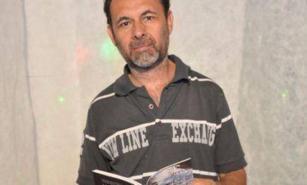 Anbal Silvero obtuvo el Primer Premio en el Concurso del Mate y la Yerba Mate