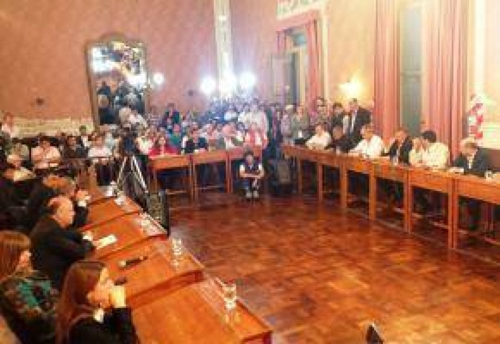 Qu� concejales integrar�n la Comisi�n Investigadora contra Guacone