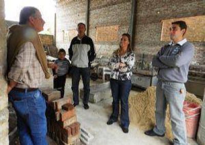 Arata hizo una visita en clubes