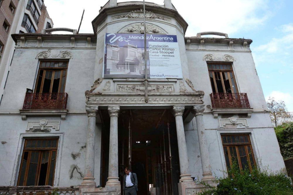 Volvieron las obras a la mansi�n Stoppel luego de 4 meses