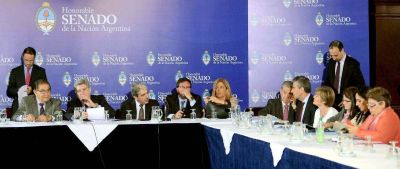 Galuccio asegur� que Mendoza no ha sido postergada por YPF