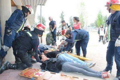 Simulacro de inundaci�n y evacuaci�n en la Isla del R�o Diamante con balance positivo