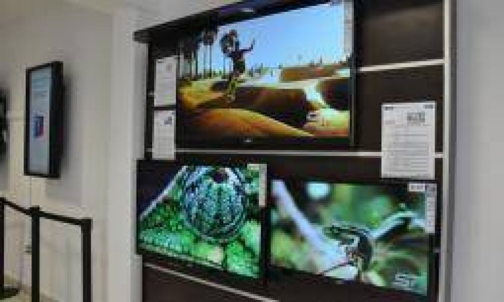 Ya se venden los LCD Full HD que se ensamblan en La Rioja