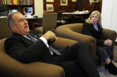 Bard�n legitim� a Si�eriz y a Grau como directores en YMAD