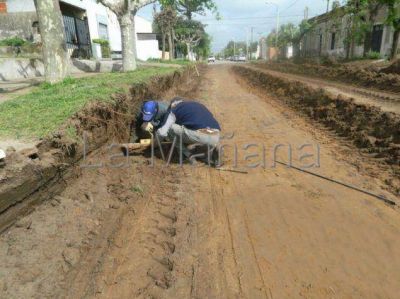 25 de Mayo vuelve a hacer cord�n cuneta 