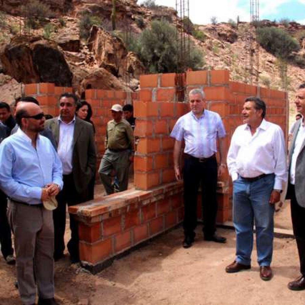 Beder Herrera supervis� emprendimiento turistico en el Chifl�n