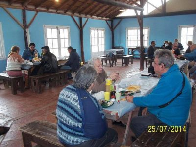 Contin�a las reuniones de adultos mayores