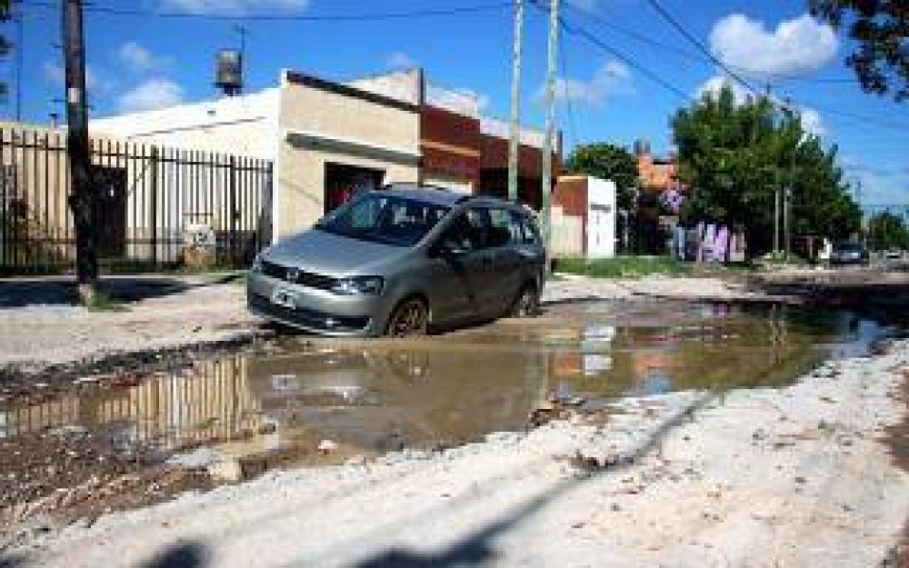 El Pro organiz� un concurso de fotograf�a para premiar el mejor bache de Hurlingham