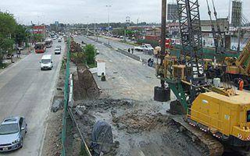 Complicaciones en el tr�nsito por las obras en Puente La Noria
