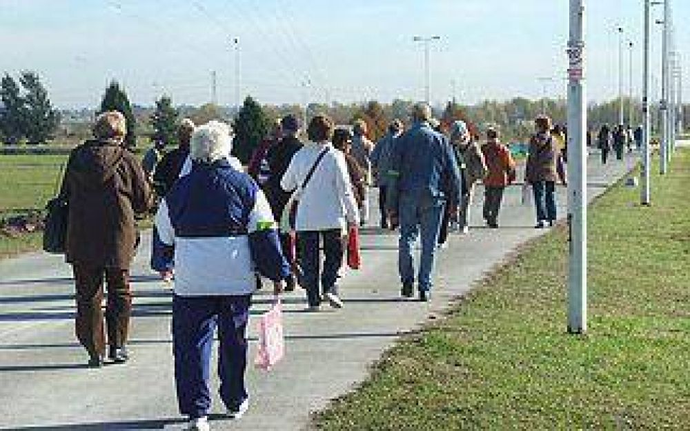 UniTE realizar� una caminata por el D�a del Adulto Mayor