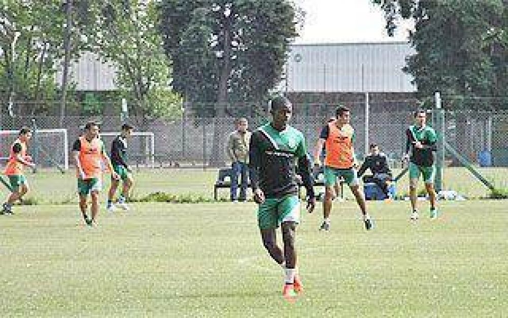 El Taladro recupera la defensa titular para enfrentar a Belgrano