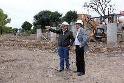 Pavimentaci�n � el intendente Jorge destac� avance de las obras