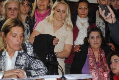 Baragiola fue destituida de la presidencia del Concejo en una bochornosa Sesi�n