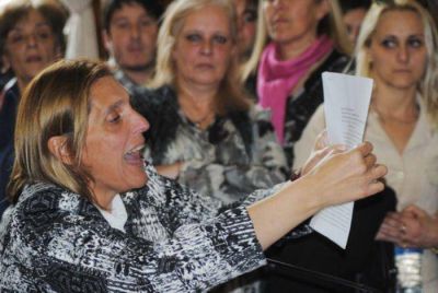 Los sitios Web deber�n eliminar textos o comentario que agravien a Vilma
