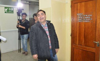 Bravo, indagado, dijo que no es c�mplice e ironiz�: 
