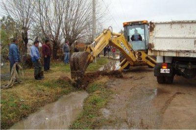 No hubo evacuados  R�pido trabajo del municipio para desagotar algunas calles anegadas luego de las fuertes lluvias