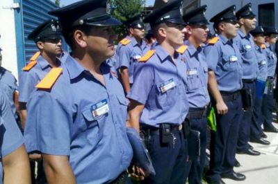En los pr�ximos meses se incorporar�n 1.430 agentes a la Polic�a Comunitaria