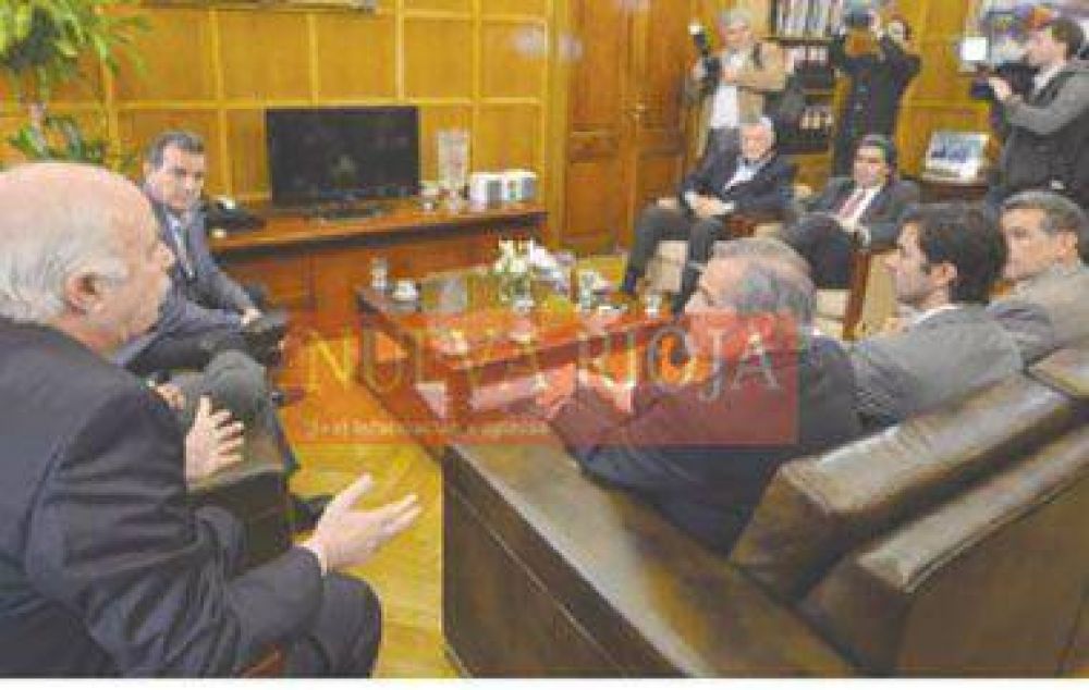 La Naci�n comprometi� su asistencia al sector vit�cola