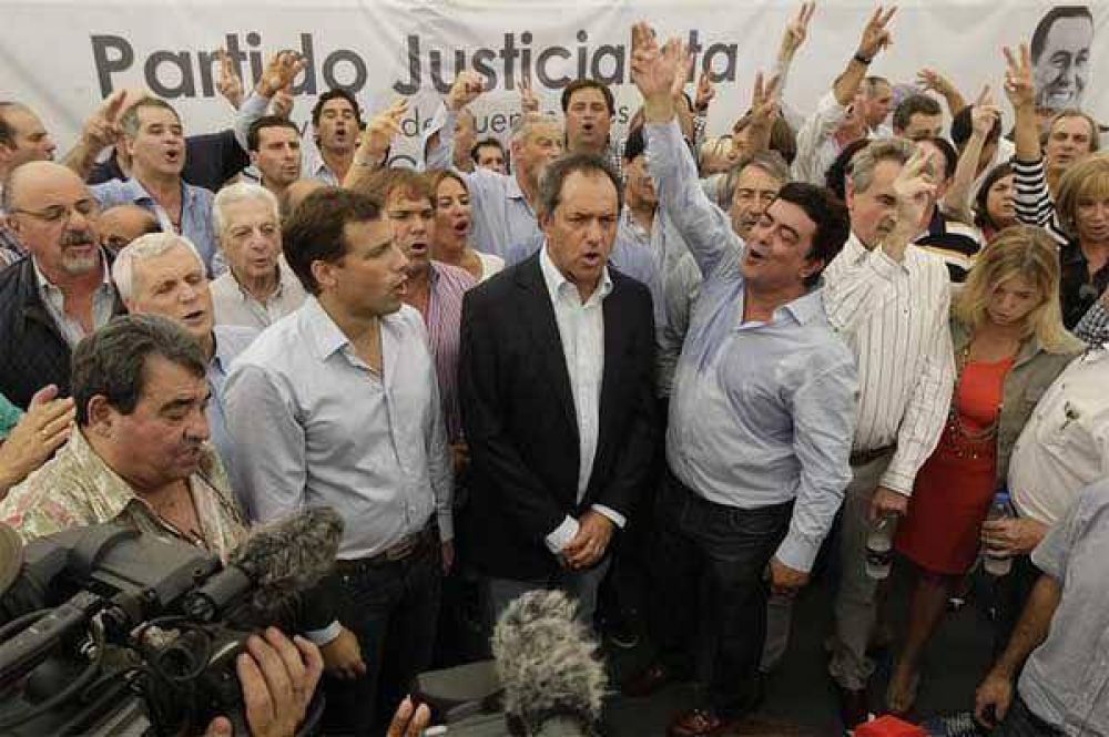 El PJ bonaerense se re�ne en Tandil