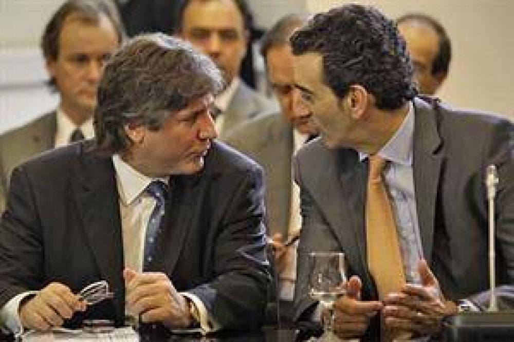Imputaron a Boudou, Randazzo y Bossio por supuestas contrataciones irregulares en el Ministerio del Interior y la Anses