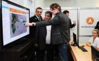 Tres de Febrero es el primer municipio en incorporar el 911 port�til