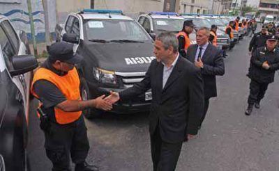 Treinta nuevos m�viles patrullar�n Avellaneda