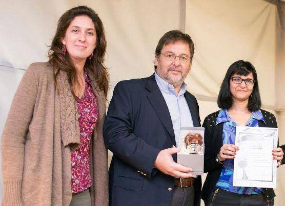 Oxbow Argentina particip� de actividades literarias en el Hospital Cestino