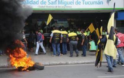 Taxistas exigen poder transferir sus licencias