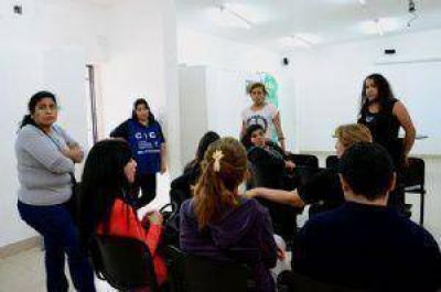 Con �Mamis saludables�, comenzaron las actividades por el Mes de mam�