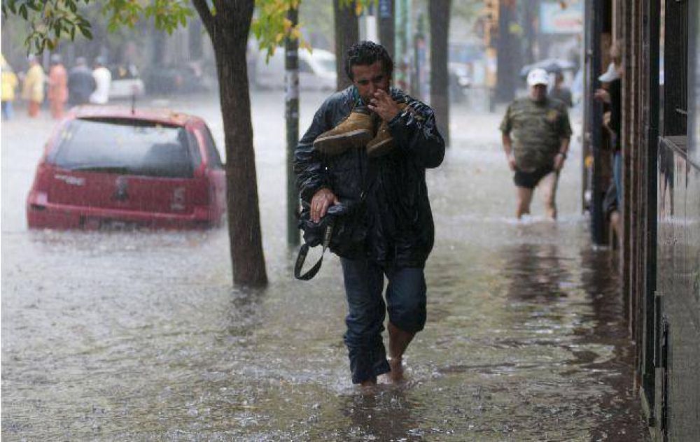 Sigue vigente el alerta por tormentas fuertes para C�rdoba