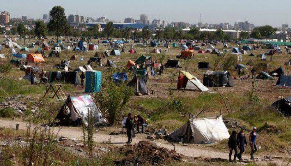 Piden absolver a los acusados por la toma del Parque Indoamericano
