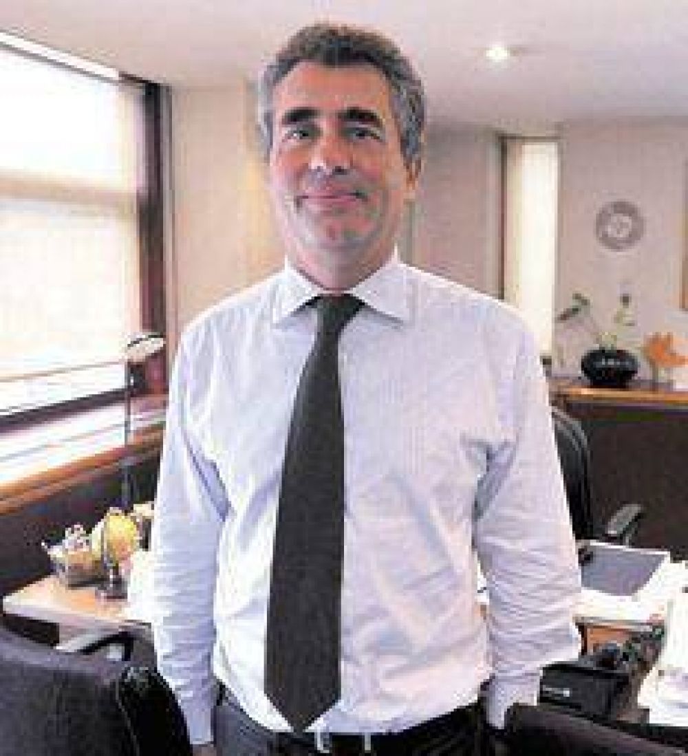 Tasas m�s altas para competir con el d�lar