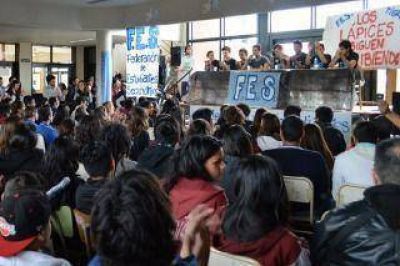 Lanzaron la Federaci�n de Estudiantes Secundarios en Tigre con duras cr�ticas al massismo