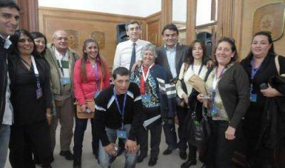 Guti�rrez con vecinos por la instalaci�n de una subestaci�n el�ctrica