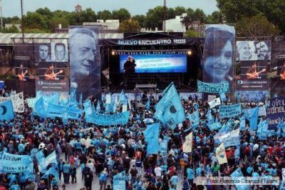 Sabbatella: �Esta fuerza pol�tica est� a disposici�n de Cristina Fern�ndez de Kirchner�