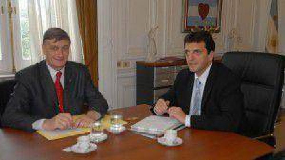Presidenciables de la oposici�n como Binner y Massa remarcaron sobre el rumbo econ�mico en sus cr�ticas al Gobierno