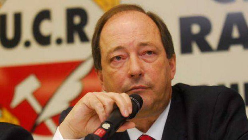 Sanz no pone l�mites a eventual negociaci�n con Macri o Massa