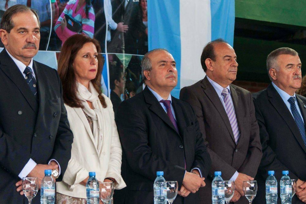 L�pez: �El futuro de Tucum�n es un derecho y una responsabilidad de todos�