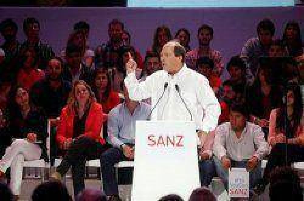 Nueva se�al del macrismo para unir fuerzas con Sanz y el frente UNEN