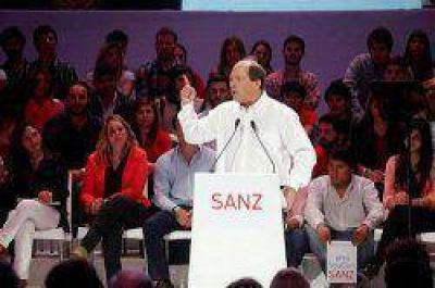 Nueva se�al del macrismo para unir fuerzas con Sanz y el frente UNEN