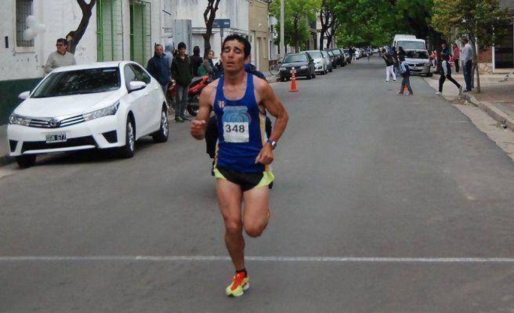 Mart�n Ibarra se qued� con la Marat�n Aniversario