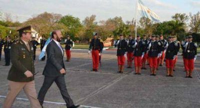 Insfr�n presidi� la evocaci�n a los �h�roes formose�os�